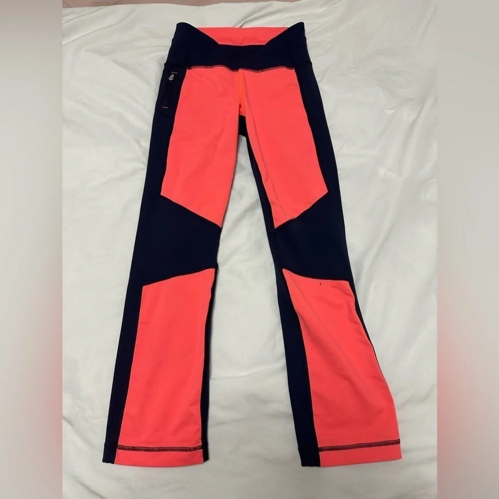 Lululemon Pump It Up Pant *small stain*